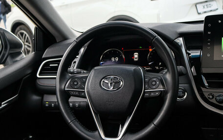 Toyota Camry, 2023 год, 3 850 000 рублей, 9 фотография