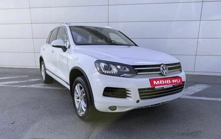 Volkswagen Touareg III, 2012 год, 1 890 000 рублей, 3 фотография