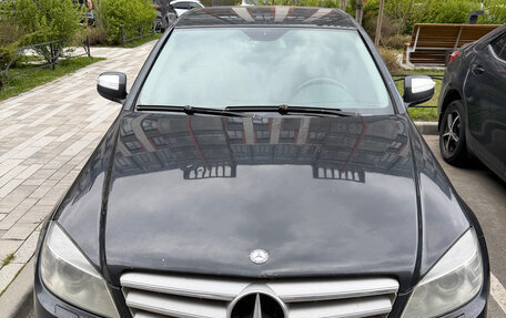 Mercedes-Benz C-Класс, 2008 год, 800 000 рублей, 1 фотография