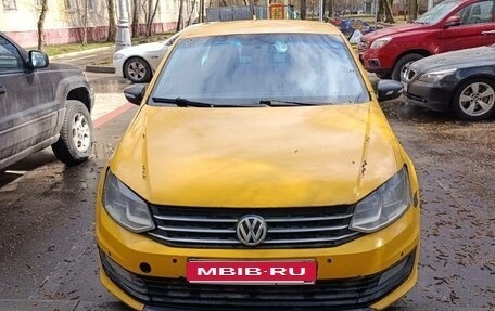 Volkswagen Polo VI (EU Market), 2018 год, 450 000 рублей, 1 фотография