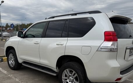 Toyota Land Cruiser Prado 150 рестайлинг 2, 2013 год, 2 800 000 рублей, 2 фотография