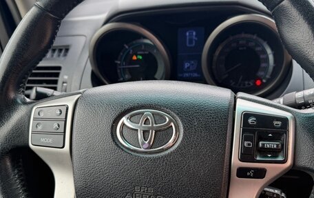Toyota Land Cruiser Prado 150 рестайлинг 2, 2013 год, 2 800 000 рублей, 7 фотография