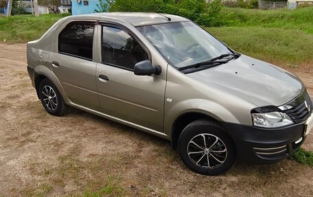 Renault Logan I, 2010 год, 400 000 рублей, 1 фотография