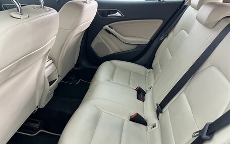 Mercedes-Benz GLA, 2014 год, 1 600 000 рублей, 13 фотография
