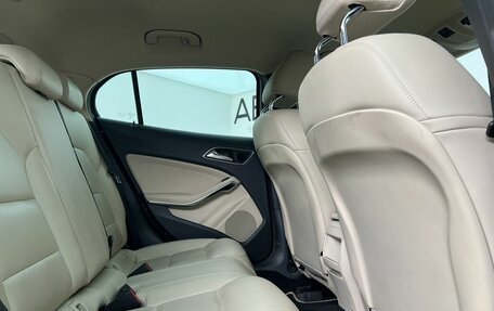 Mercedes-Benz GLA, 2014 год, 1 600 000 рублей, 12 фотография
