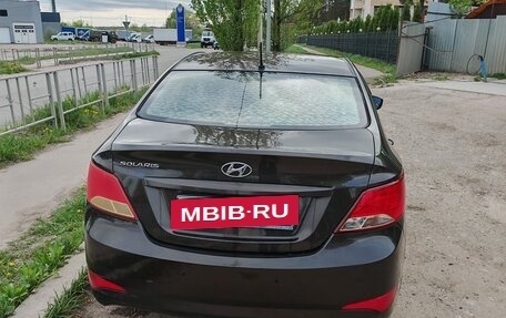 Hyundai Solaris II рестайлинг, 2016 год, 1 000 000 рублей, 3 фотография