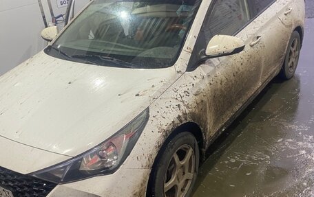 Hyundai Solaris II рестайлинг, 2022 год, 1 550 000 рублей, 3 фотография