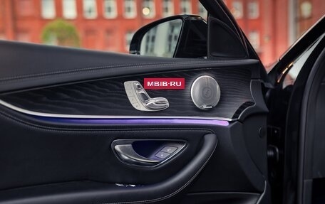 Mercedes-Benz E-Класс, 2018 год, 3 500 000 рублей, 13 фотография