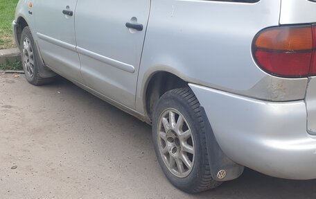 Volkswagen Sharan I рестайлинг, 1996 год, 300 000 рублей, 2 фотография
