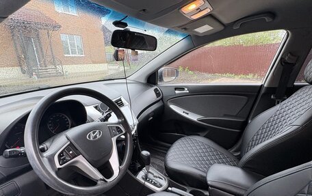 Hyundai Solaris II рестайлинг, 2013 год, 700 000 рублей, 5 фотография