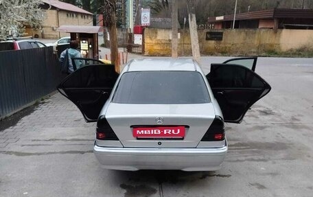 Mercedes-Benz C-Класс, 1998 год, 500 000 рублей, 2 фотография