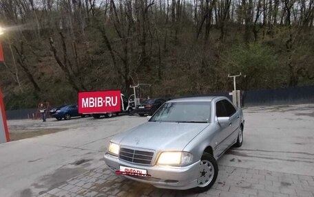 Mercedes-Benz C-Класс, 1998 год, 500 000 рублей, 10 фотография