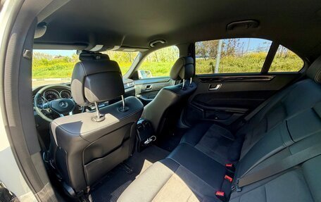 Mercedes-Benz E-Класс, 2015 год, 2 050 000 рублей, 18 фотография