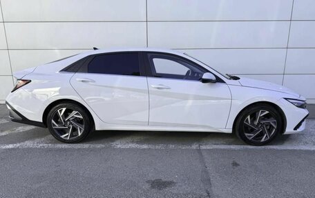Hyundai Elantra, 2023 год, 1 885 000 рублей, 5 фотография