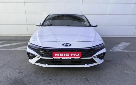 Hyundai Elantra, 2023 год, 1 885 000 рублей, 2 фотография