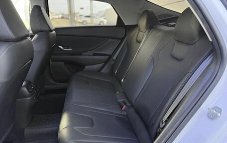 Hyundai Elantra, 2023 год, 1 885 000 рублей, 19 фотография