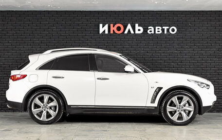 Infiniti QX70, 2014 год, 2 750 000 рублей, 8 фотография