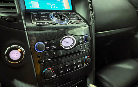 Infiniti QX70, 2014 год, 2 750 000 рублей, 14 фотография