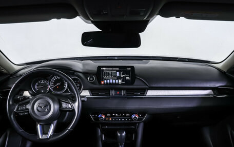 Mazda 6, 2020 год, 2 390 000 рублей, 17 фотография