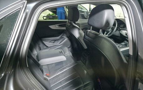 Audi A4, 2019 год, 3 100 000 рублей, 8 фотография
