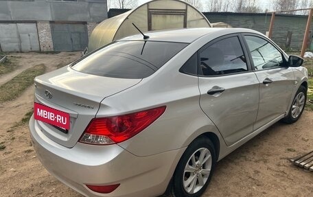Hyundai Solaris II рестайлинг, 2013 год, 715 000 рублей, 7 фотография