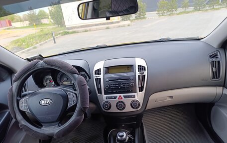 KIA cee'd I рестайлинг, 2009 год, 560 000 рублей, 12 фотография