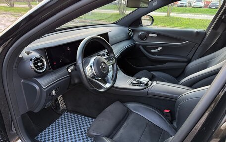 Mercedes-Benz E-Класс, 2018 год, 4 100 000 рублей, 7 фотография