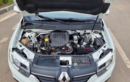 Renault Logan II, 2021 год, 900 000 рублей, 16 фотография