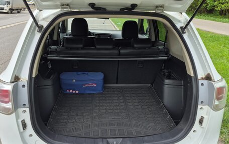 Mitsubishi Outlander III рестайлинг 3, 2013 год, 1 200 000 рублей, 9 фотография