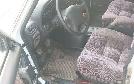 Hyundai Sonata III рестайлинг, 1996 год, 73 000 рублей, 5 фотография