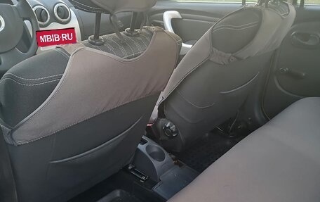 Renault Logan I, 2013 год, 1 000 000 рублей, 8 фотография