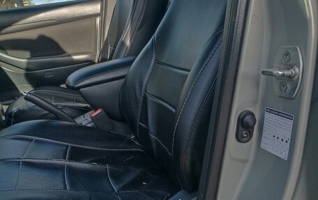 Toyota Avensis III рестайлинг, 2008 год, 820 000 рублей, 3 фотография