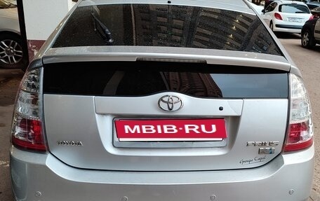 Toyota Prius, 2006 год, 540 000 рублей, 2 фотография