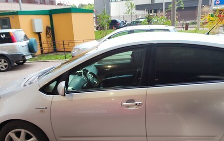 Toyota Prius, 2006 год, 540 000 рублей, 4 фотография