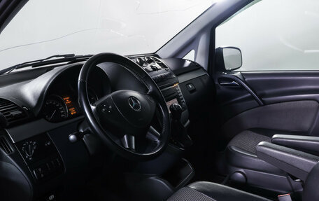 Mercedes-Benz Viano, 2013 год, 2 200 000 рублей, 17 фотография