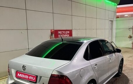 Volkswagen Polo VI (EU Market), 2013 год, 560 000 рублей, 1 фотография