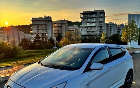 Hyundai Solaris II рестайлинг, 2013 год, 930 000 рублей, 3 фотография