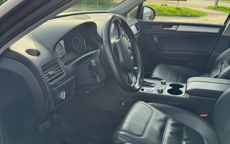 Volkswagen Touareg III, 2011 год, 1 849 000 рублей, 8 фотография