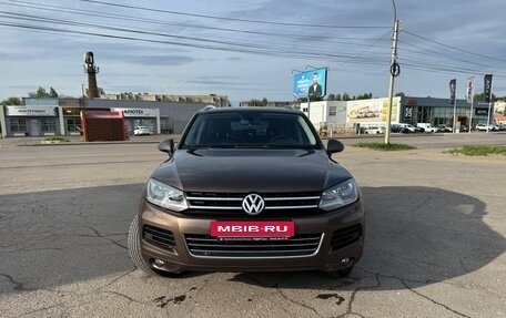Volkswagen Touareg III, 2011 год, 1 849 000 рублей, 2 фотография