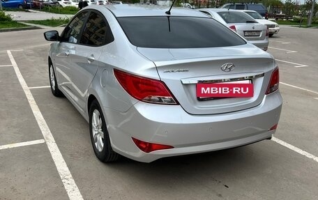 Hyundai Solaris II рестайлинг, 2015 год, 1 250 000 рублей, 9 фотография