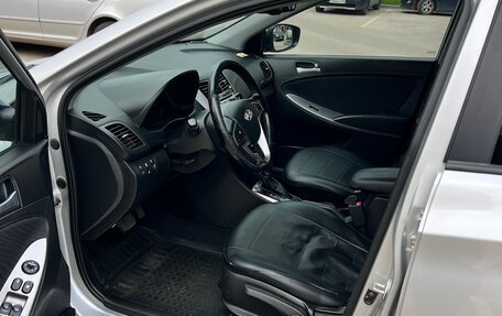 Hyundai Solaris II рестайлинг, 2015 год, 1 250 000 рублей, 21 фотография