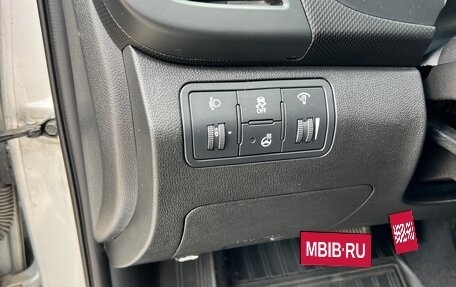 Hyundai Solaris II рестайлинг, 2015 год, 1 250 000 рублей, 23 фотография