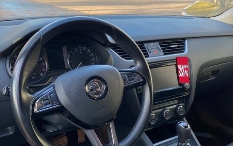 Skoda Octavia, 2015 год, 1 350 000 рублей, 3 фотография