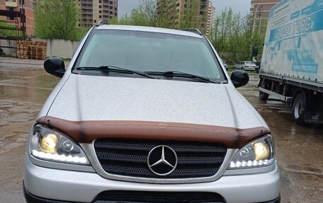Mercedes-Benz M-Класс, 2000 год, 529 000 рублей, 2 фотография