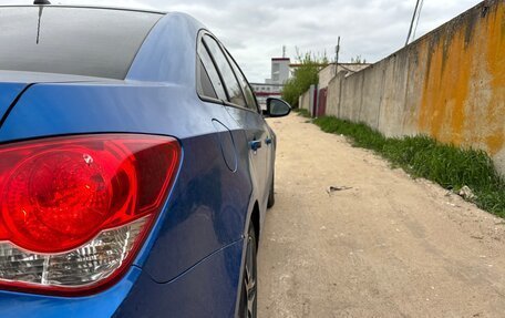 Chevrolet Cruze II, 2011 год, 560 000 рублей, 6 фотография