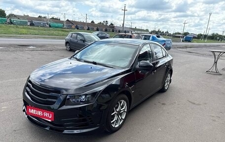 Chevrolet Cruze II, 2009 год, 800 000 рублей, 3 фотография