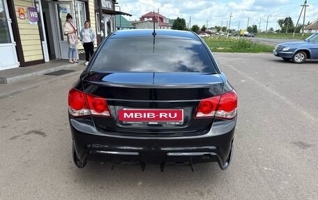 Chevrolet Cruze II, 2009 год, 800 000 рублей, 4 фотография
