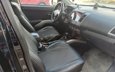 Mitsubishi Outlander III рестайлинг 3, 2011 год, 1 300 000 рублей, 5 фотография