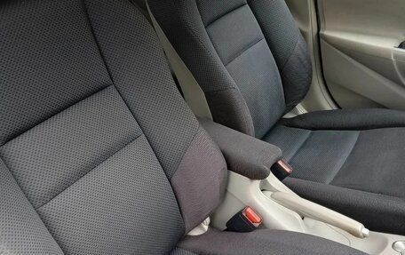 Honda Insight II рестайлинг, 2009 год, 820 000 рублей, 9 фотография