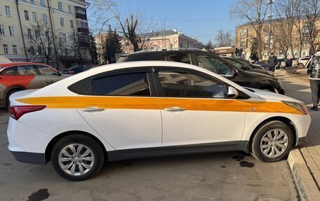 Hyundai Solaris II рестайлинг, 2020 год, 1 050 000 рублей, 4 фотография